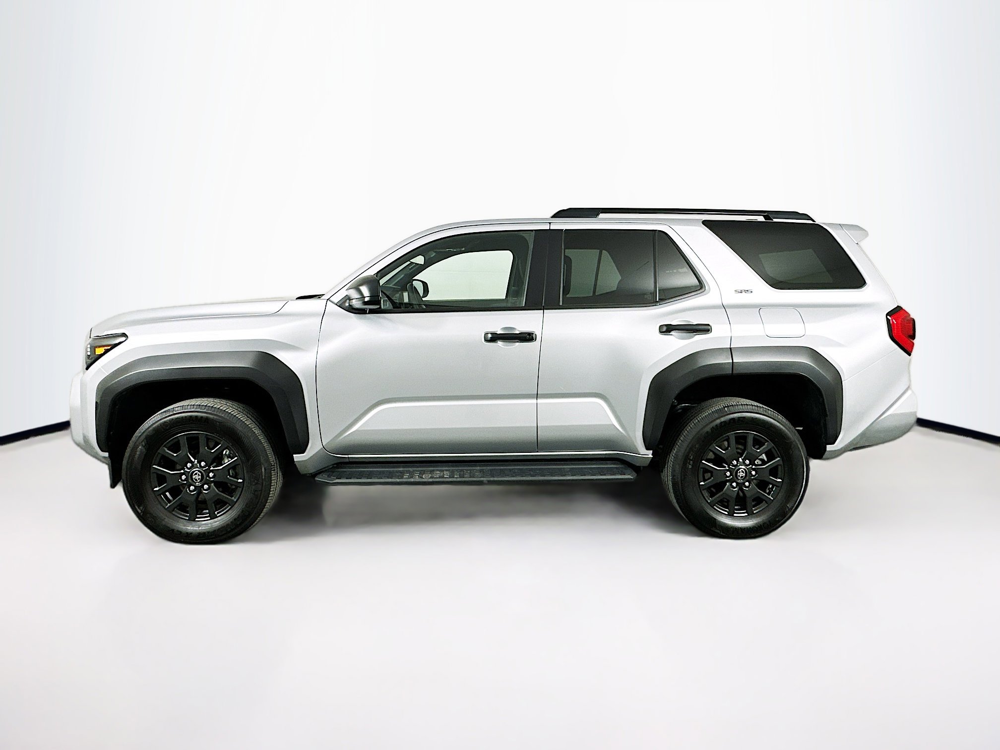 Used 2025 Toyota 4Runner SR5 image 4