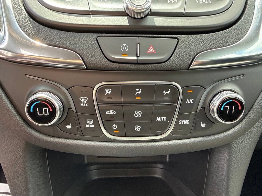 Used 2024 Chevrolet Equinox LT AWD/4WD image 33