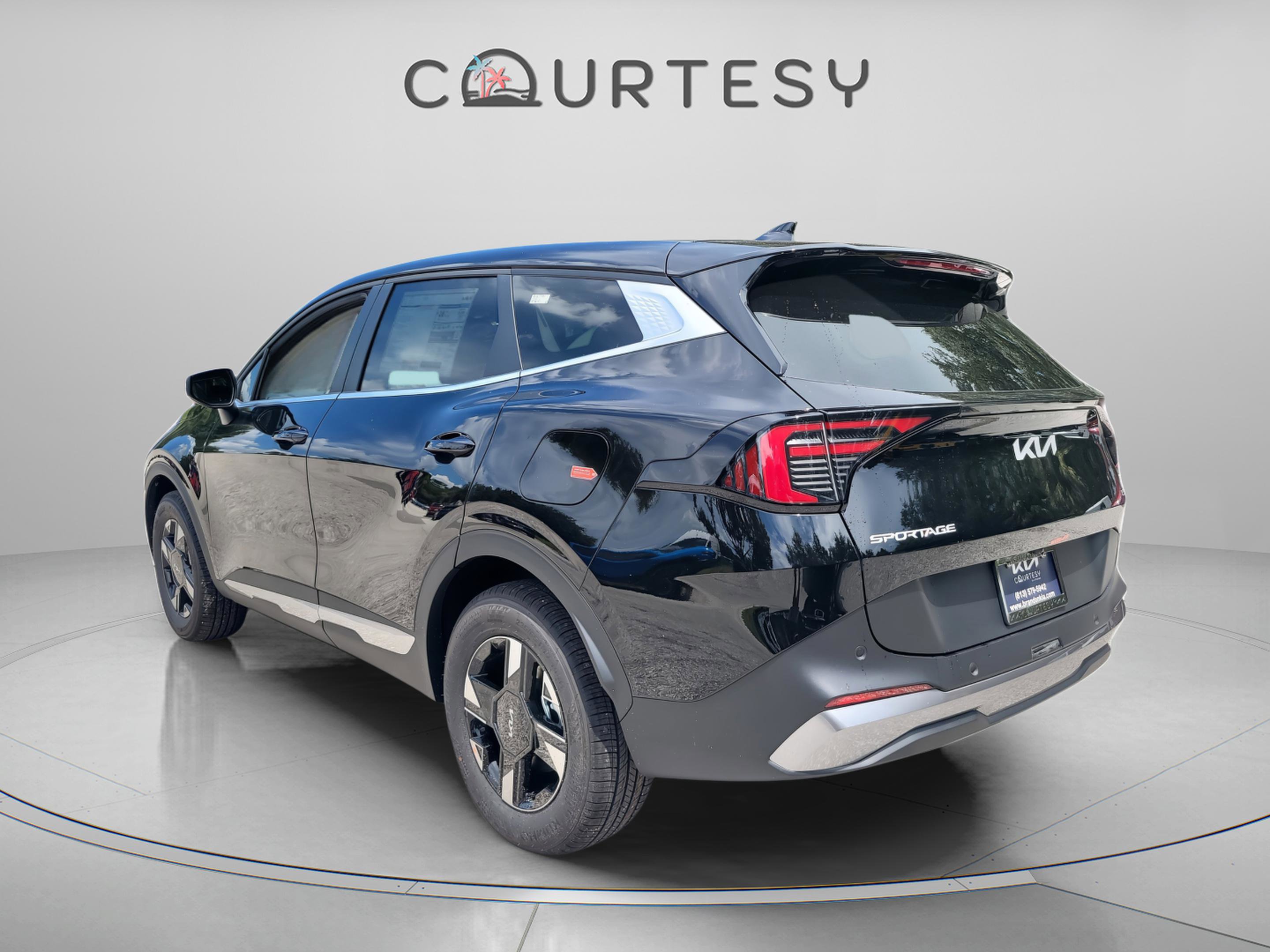 New 2026 Kia Sportage LX image 3