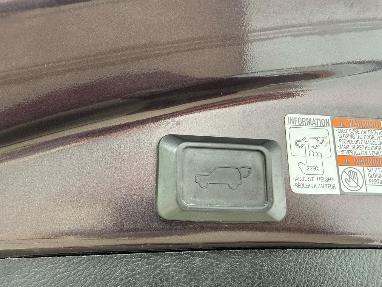 Used 2016 Toyota RAV4 XLE AWD/4WD image 22