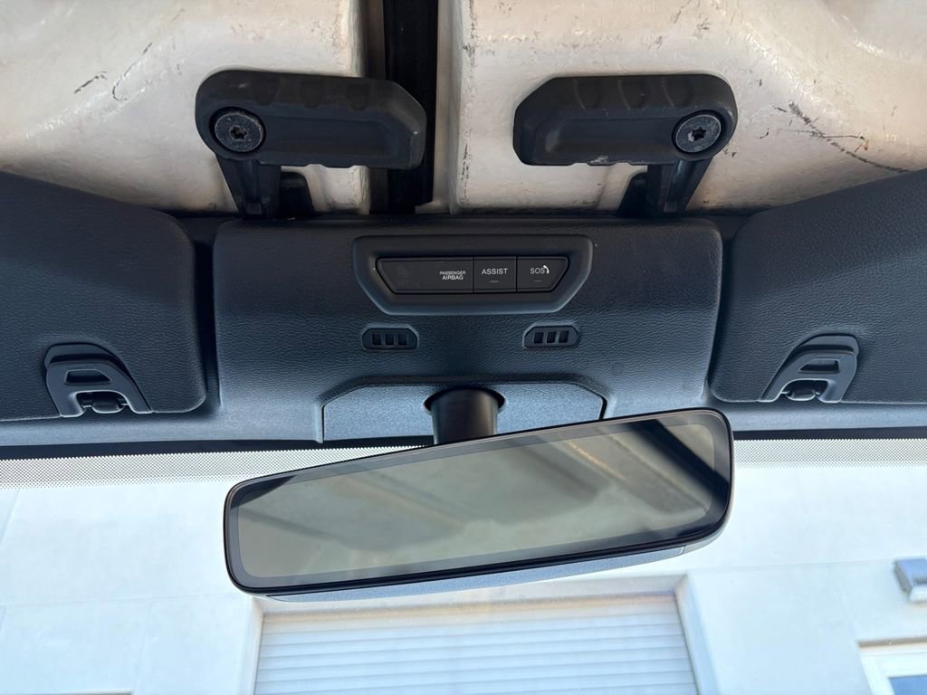 Used 2023 Jeep Wrangler Sahara image 28