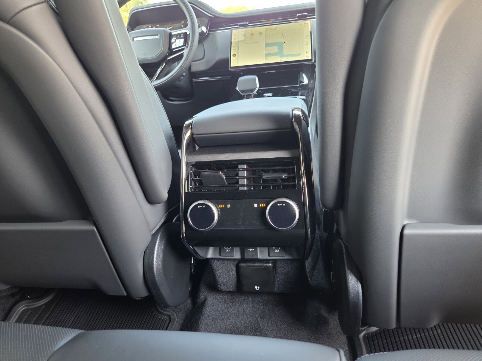 New 2025 Land Rover Range Rover Sport Dynamic SE image 22