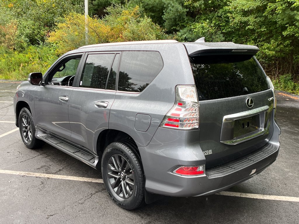 Used 2023 Lexus GX 460 Premium w/ Premium Package AWD/4WD image 3