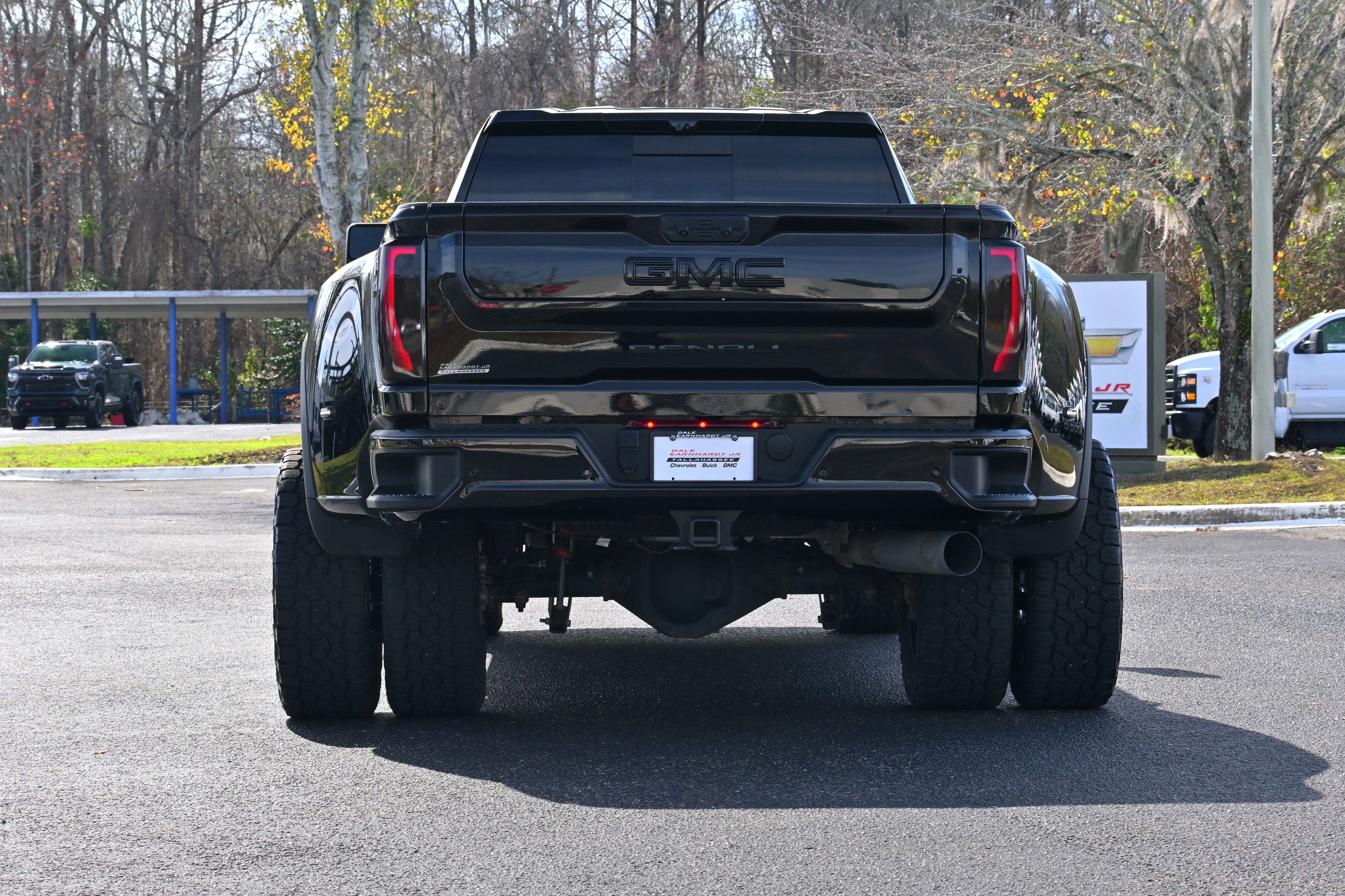 Used 2024 GMC Sierra 3500 Denali Ultimate image 35