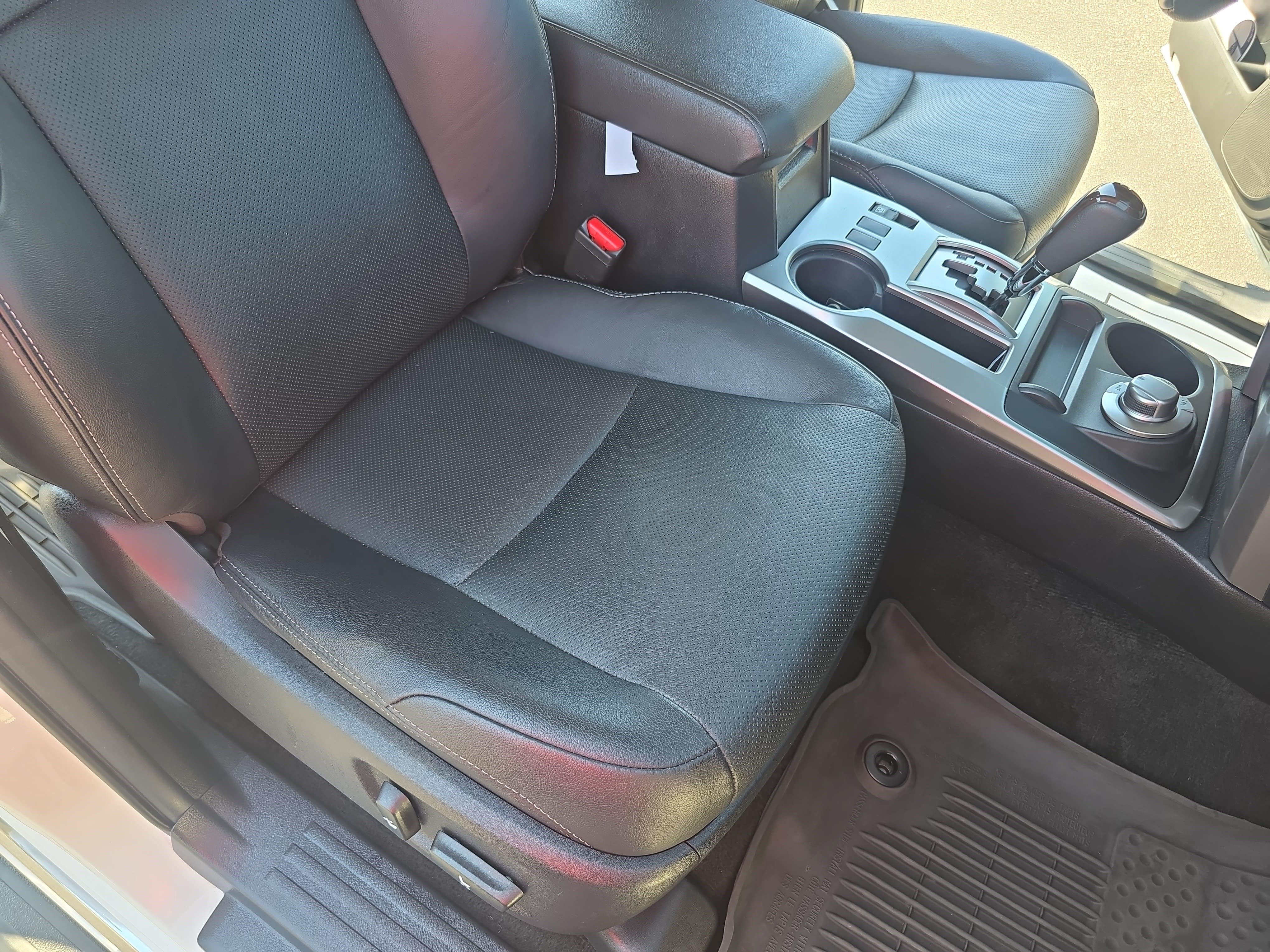 Used 2022 Toyota 4Runner Limited AWD/4WD image 10