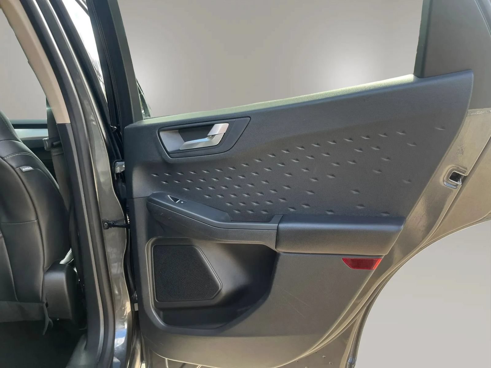 Used 2020 Ford Escape SEL AWD/4WD image 19