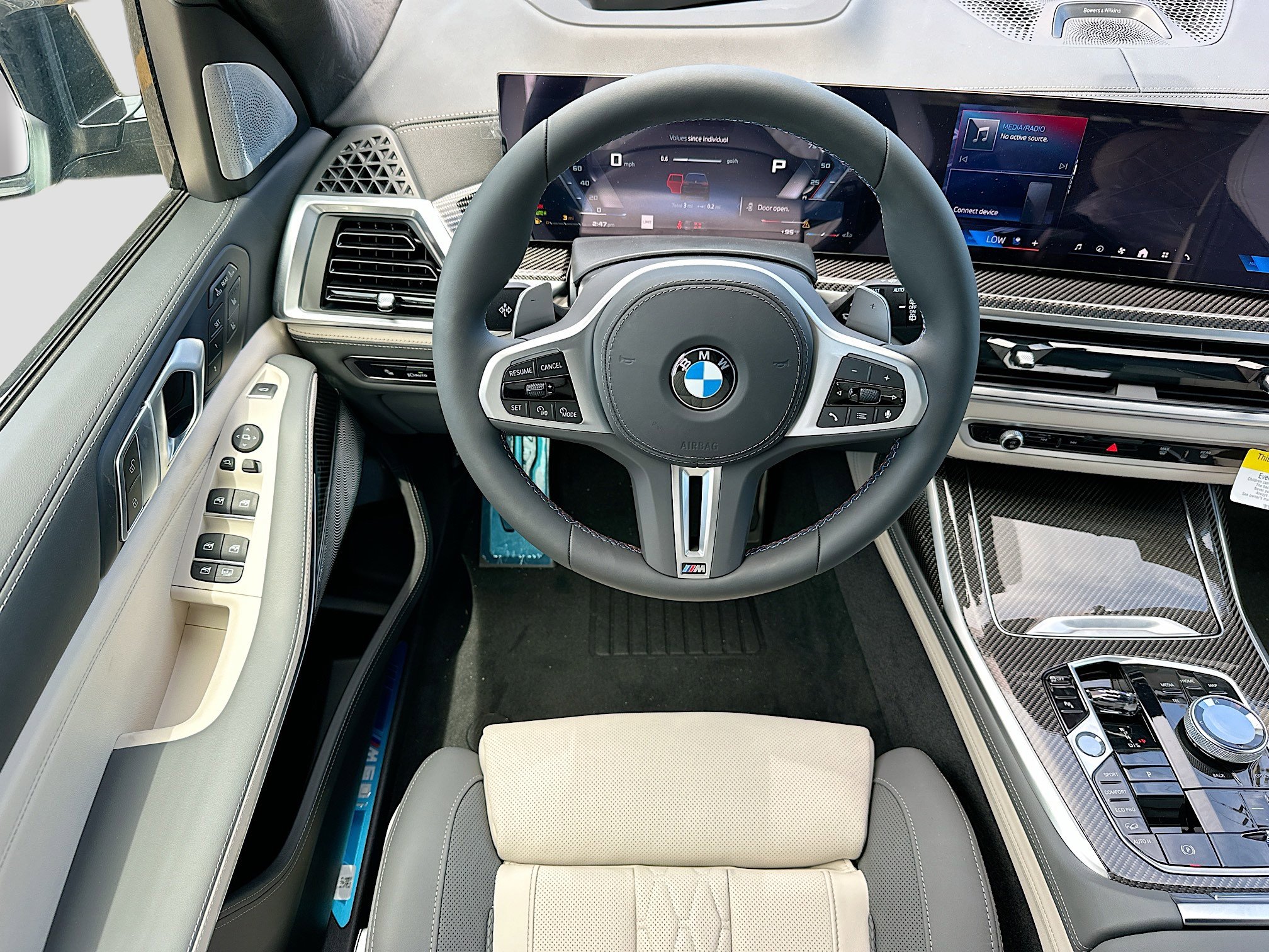 New 2026 BMW X7 M60i image 18