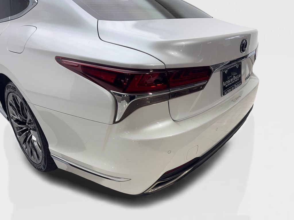 Used 2020 Lexus LS 500 w/ Accessory Package (Z2) image 19