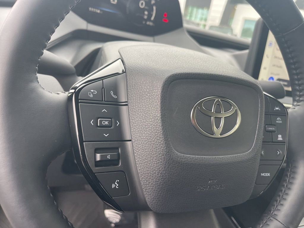 Used 2024 Toyota Prius XLE image 15