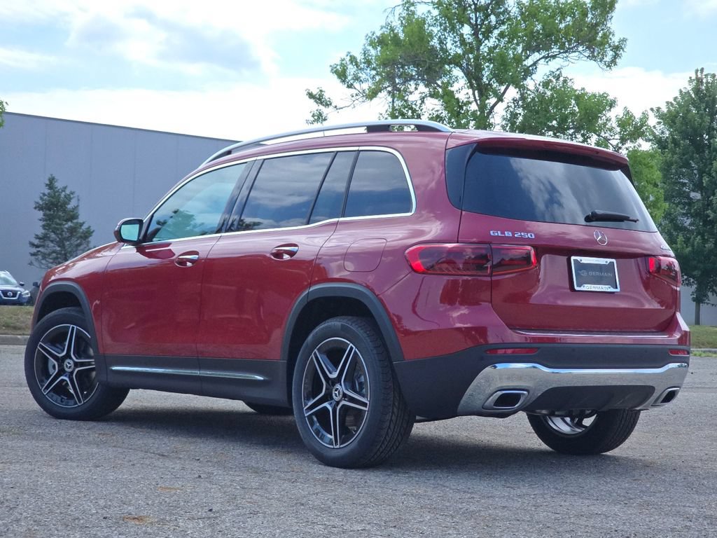 New 2026 Mercedes-Benz GLB 250 4MATIC image 14