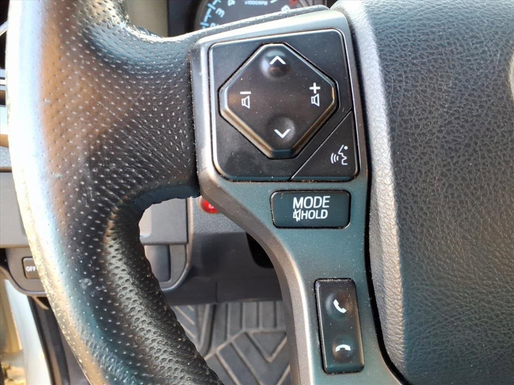 Used 2019 Toyota Tacoma TRD Off-Road image 19