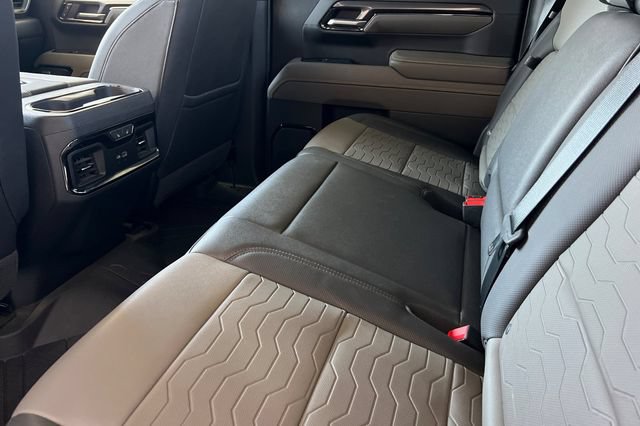 Used 2022 Chevrolet Silverado 1500 ZR2 w/ Technology Package AWD/4WD image 14