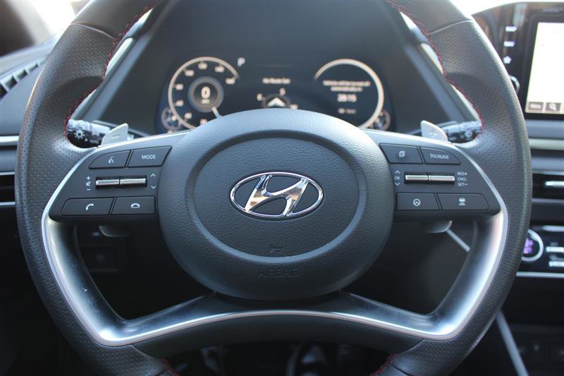 Used 2023 Hyundai Sonata SEL Plus image 16