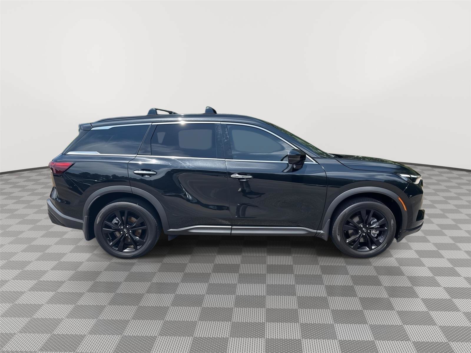 Used 2025 INFINITI QX60 Luxe w/ Black Edition FWD image 5