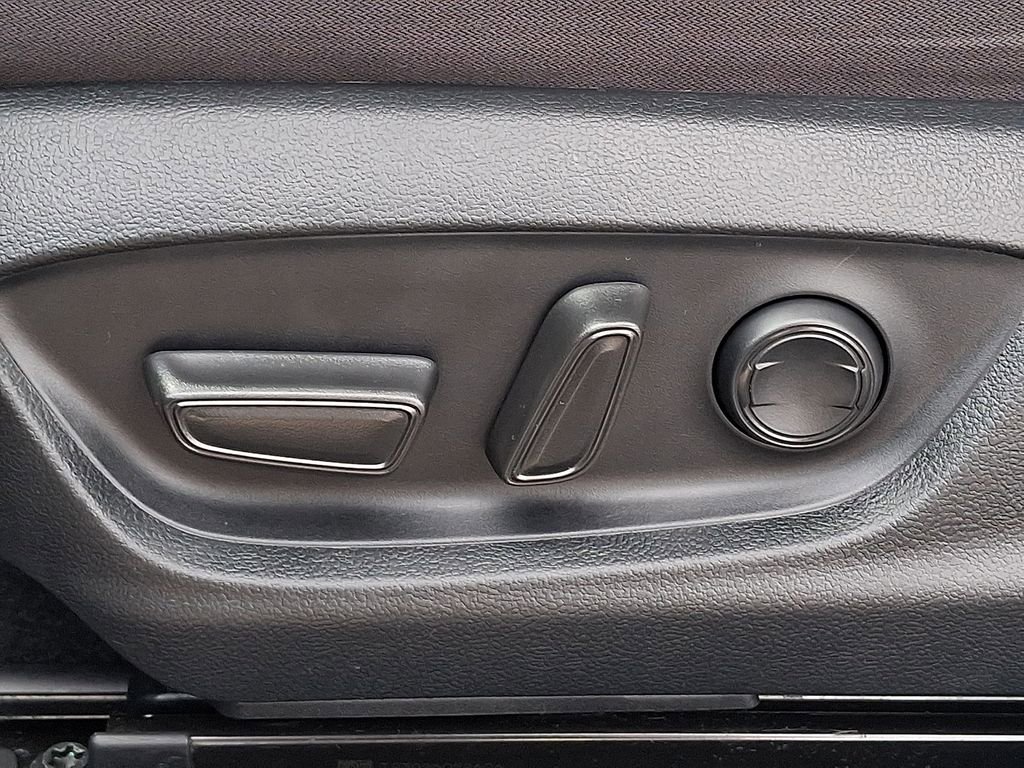 Used 2023 Toyota Camry LE image 26