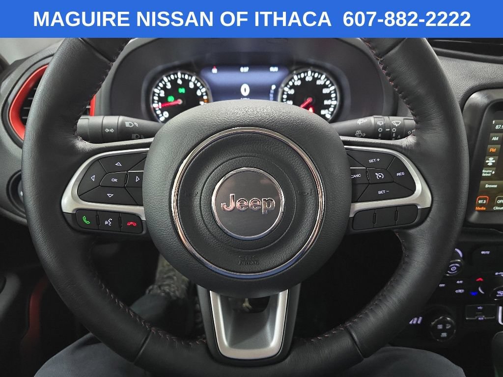 Used 2023 Jeep Renegade Trailhawk w/ Trailhawk Elite Group AWD/4WD image 18
