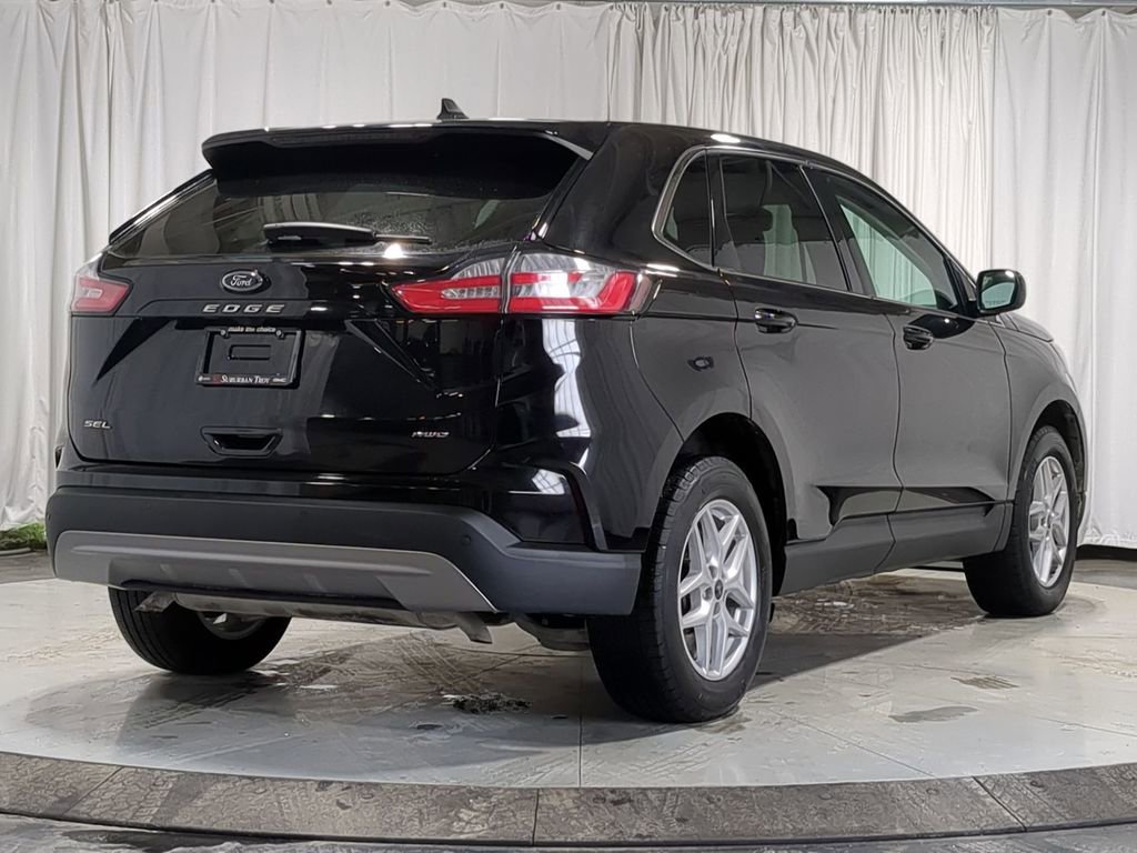 Used 2024 Ford Edge SEL w/ Convenience Package image 14