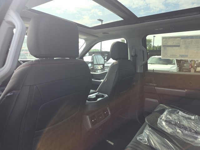 New 2026 Ford F250 Lariat w/ Black Appearance Package AWD/4WD image 49