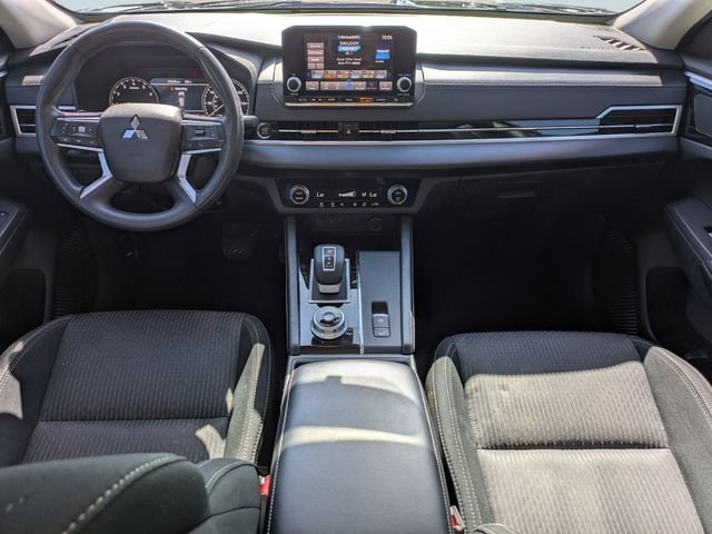 Used 2022 Mitsubishi Outlander ES FWD image 16