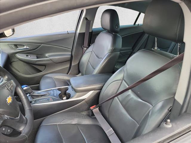 Used 2017 Chevrolet Volt LT w/ Comfort Package FWD image 13