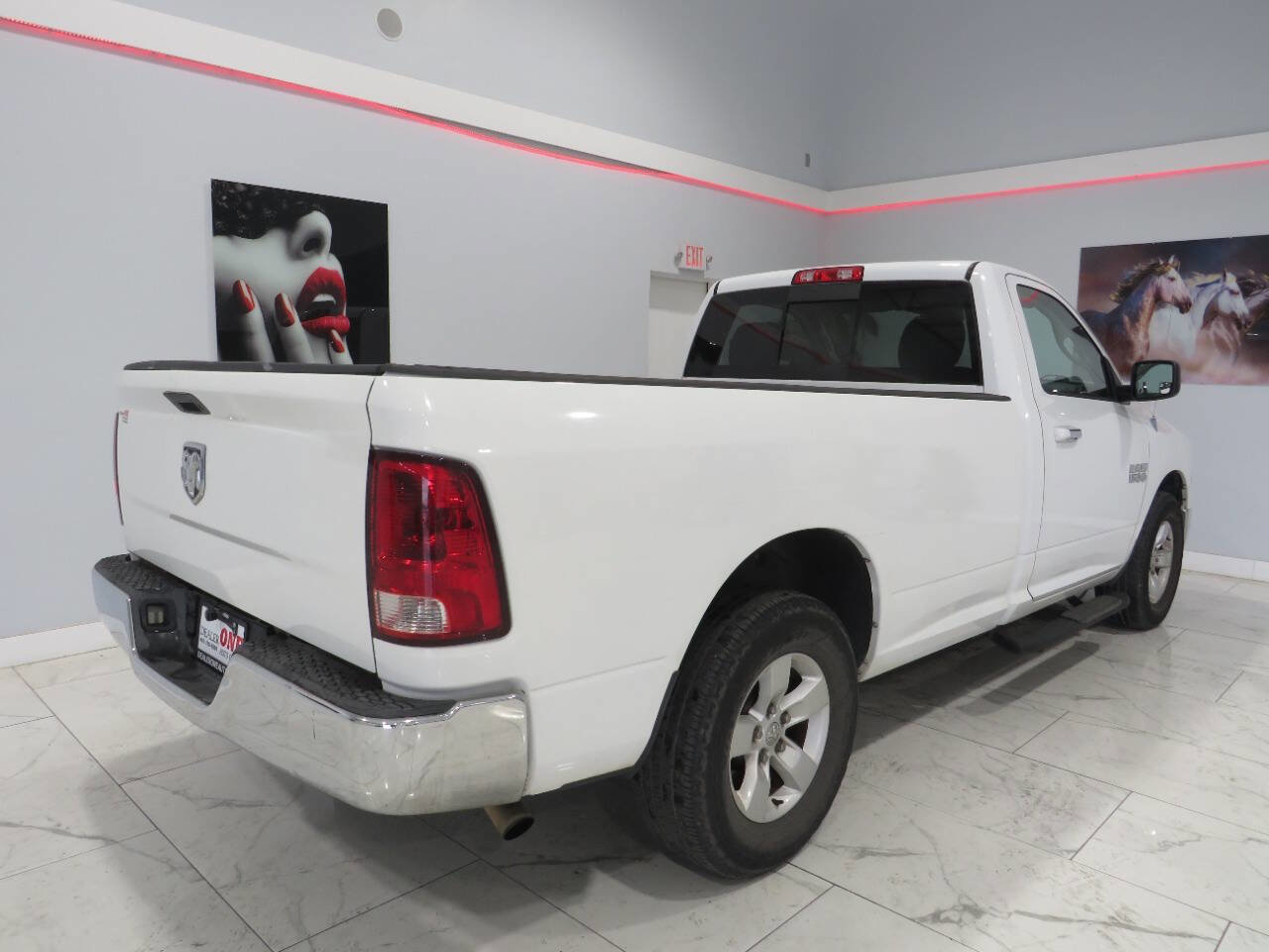 Used 2013 RAM 1500 Classic SLT RWD image 4
