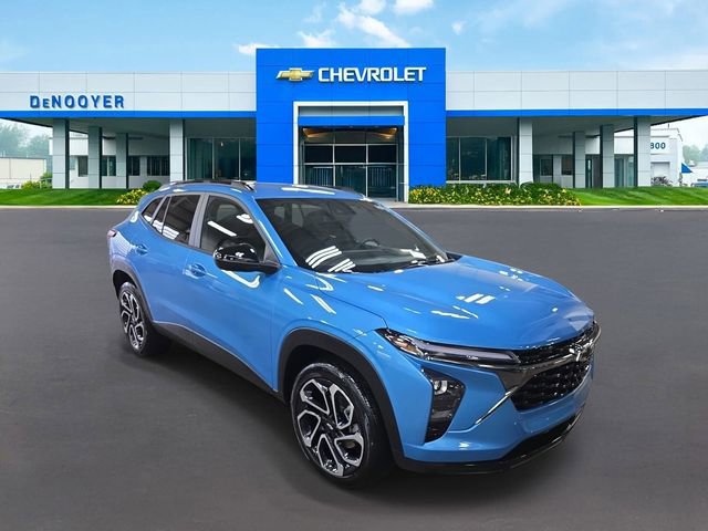 New 2025 Chevrolet Trax RS w/ Driver Confidence Package image 5