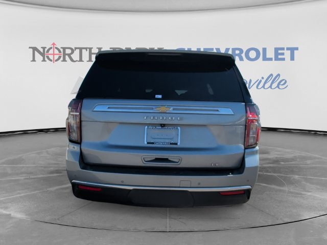 Used 2024 Chevrolet Tahoe LT w/ Luxury Package RWD image 4