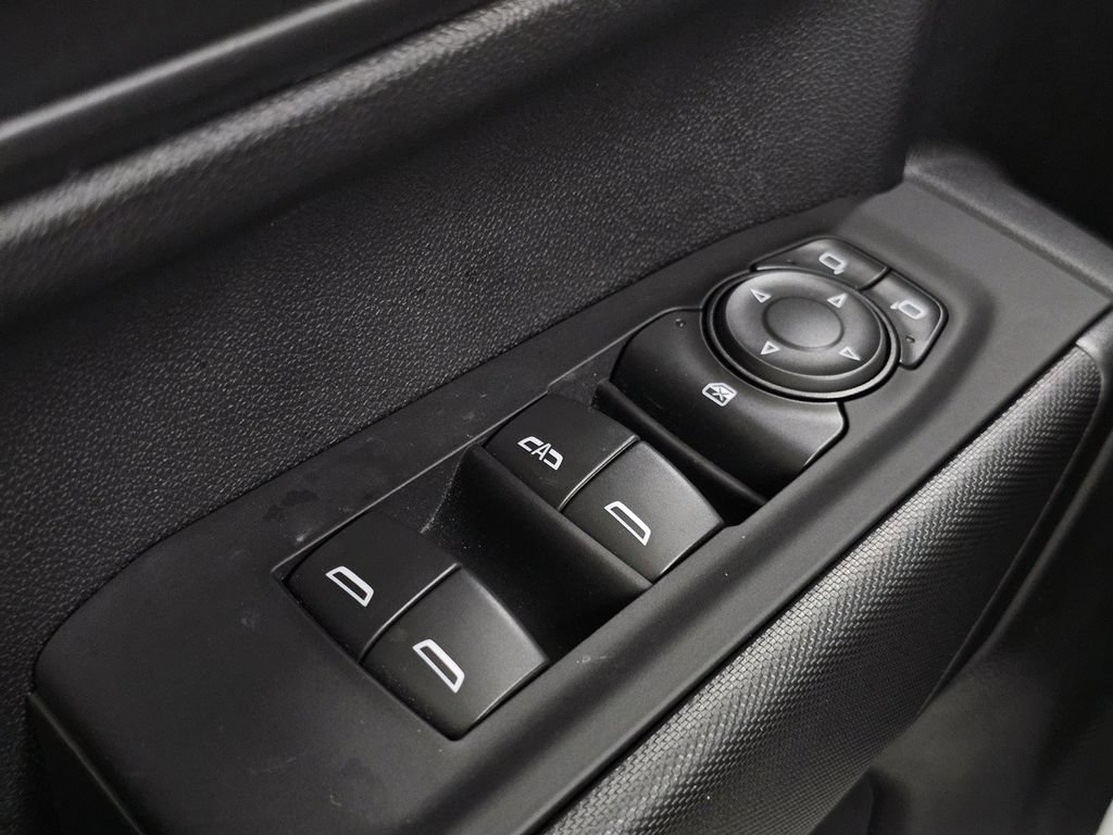 Used 2026 Chevrolet Silverado 1500 Custom AWD/4WD image 33