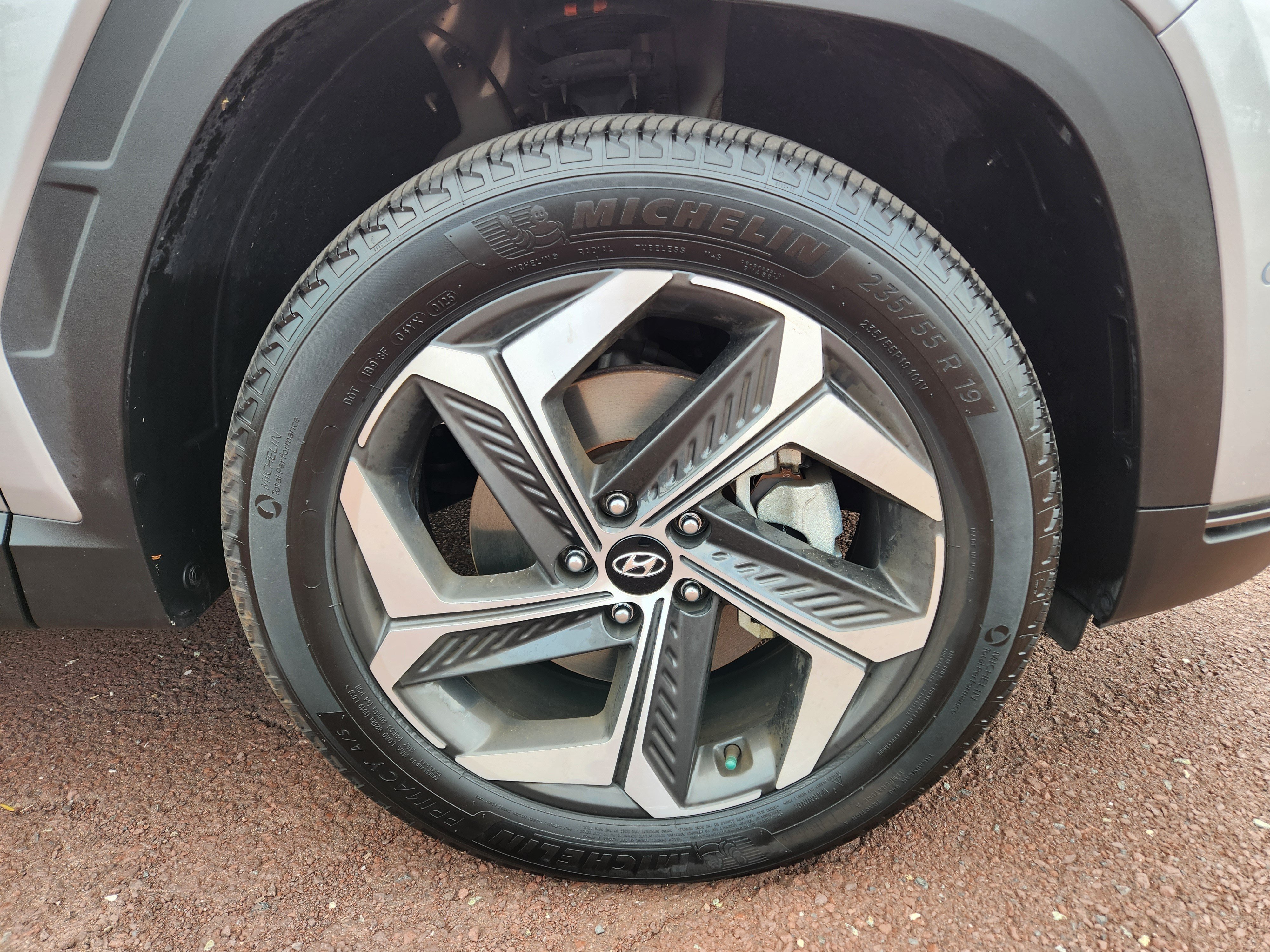 Certified 2023 Hyundai Tucson Limited AWD/4WD image 7