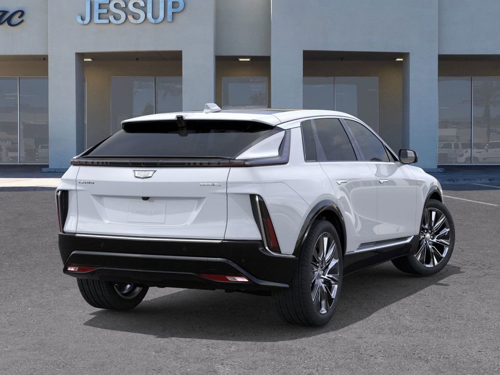 New 2026 Cadillac Lyriq Signature Luxury image 4