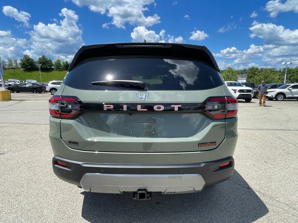 New 2026 Honda Pilot TrailSport image 4