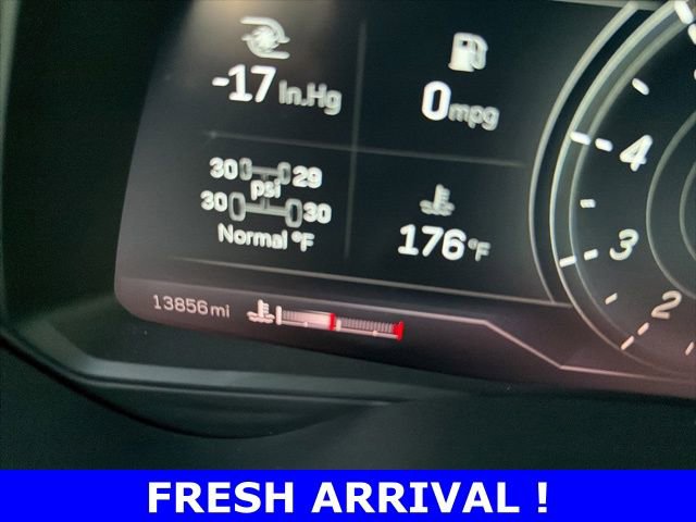 Used 2023 Cadillac CT4 Premium Luxury image 3