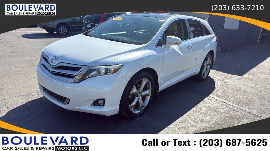 Used 2013 Toyota Venza Limited AWD/4WD image 3