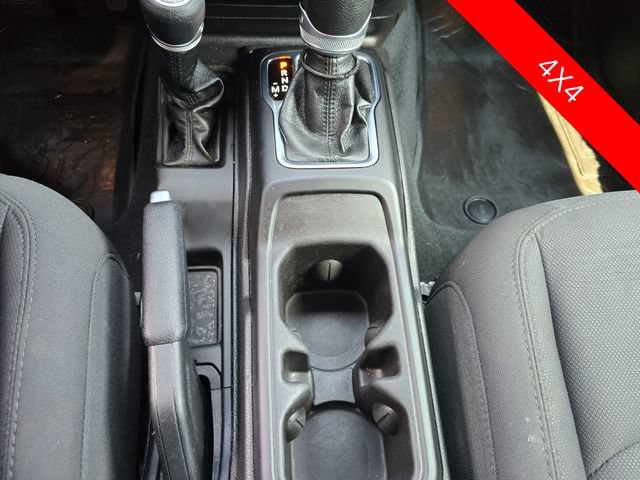 Used 2023 Jeep Wrangler Unlimited w/ Cold Weather Group AWD/4WD image 23