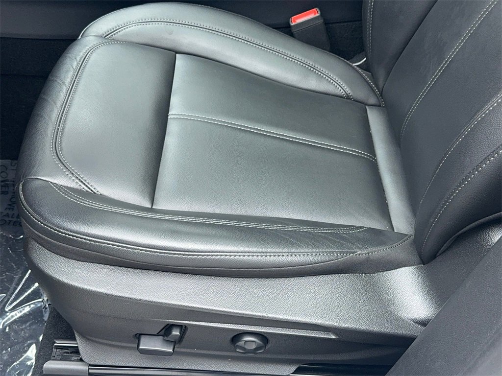 Used 2023 Alfa Romeo Stelvio Ti image 37