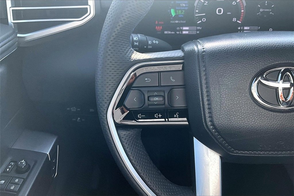 Used 2024 Toyota Tundra Platinum image 18