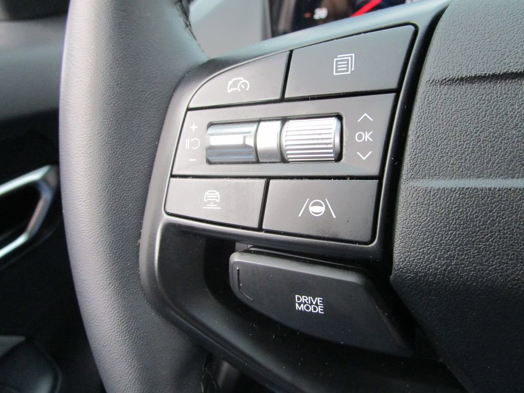 Used 2025 Kia K4 EX image 32