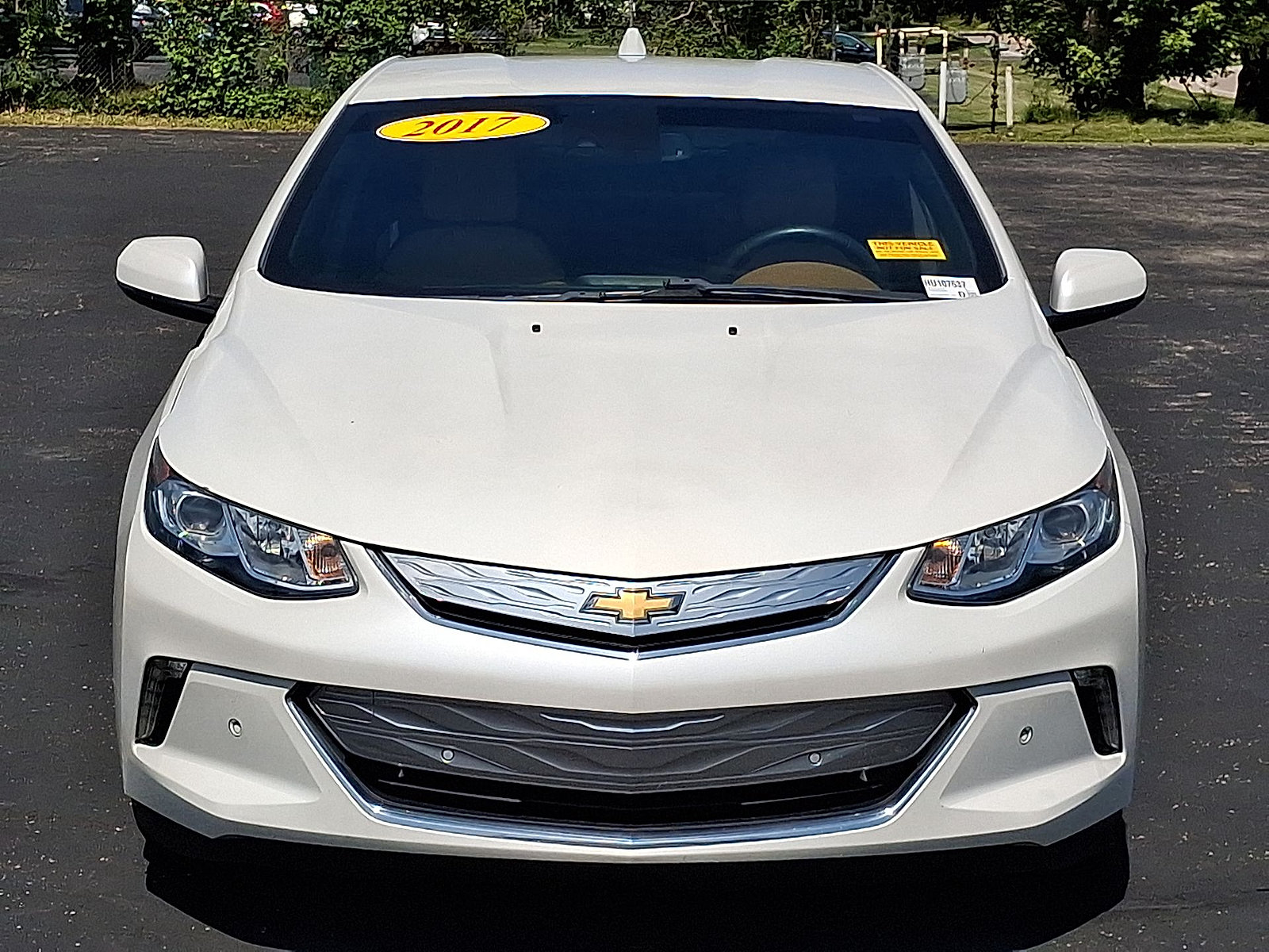 Used 2017 Chevrolet Volt Premier w/ Driver Confidence II Package FWD image 28