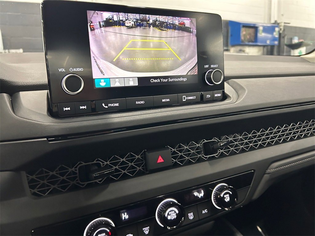 Used 2023 Honda Accord LX image 24