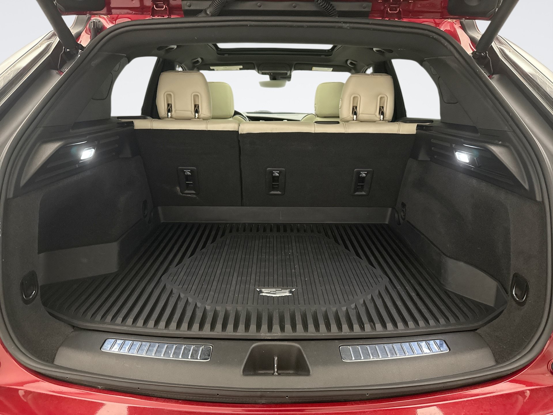 Used 2021 Cadillac XT4 Sport AWD/4WD image 23