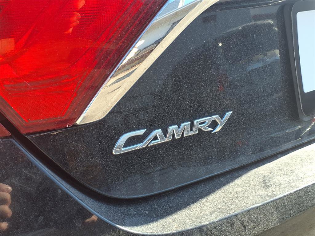 Used 2017 Toyota Camry LE image 33