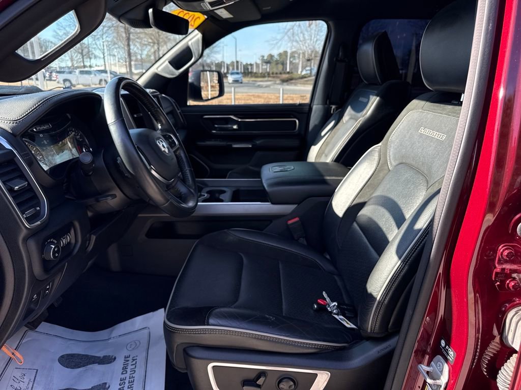 Used 2022 RAM 1500 Laramie w/ Sport Appearance Package image 13