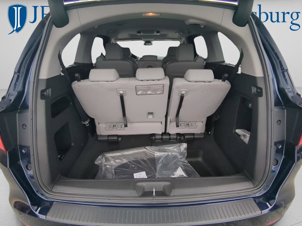 Certified 2024 Honda Odyssey Touring image 10