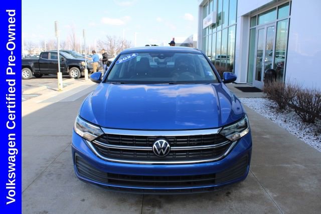 Used 2024 Volkswagen Jetta SE video 2