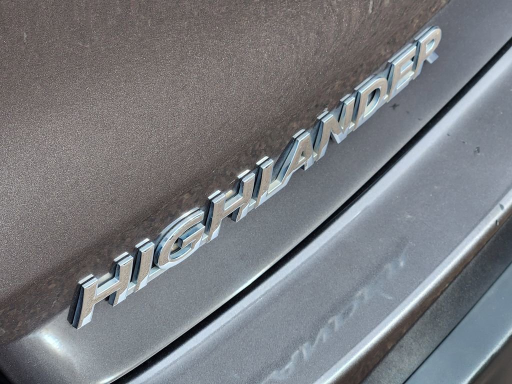 Used 2018 Toyota Highlander XLE image 9