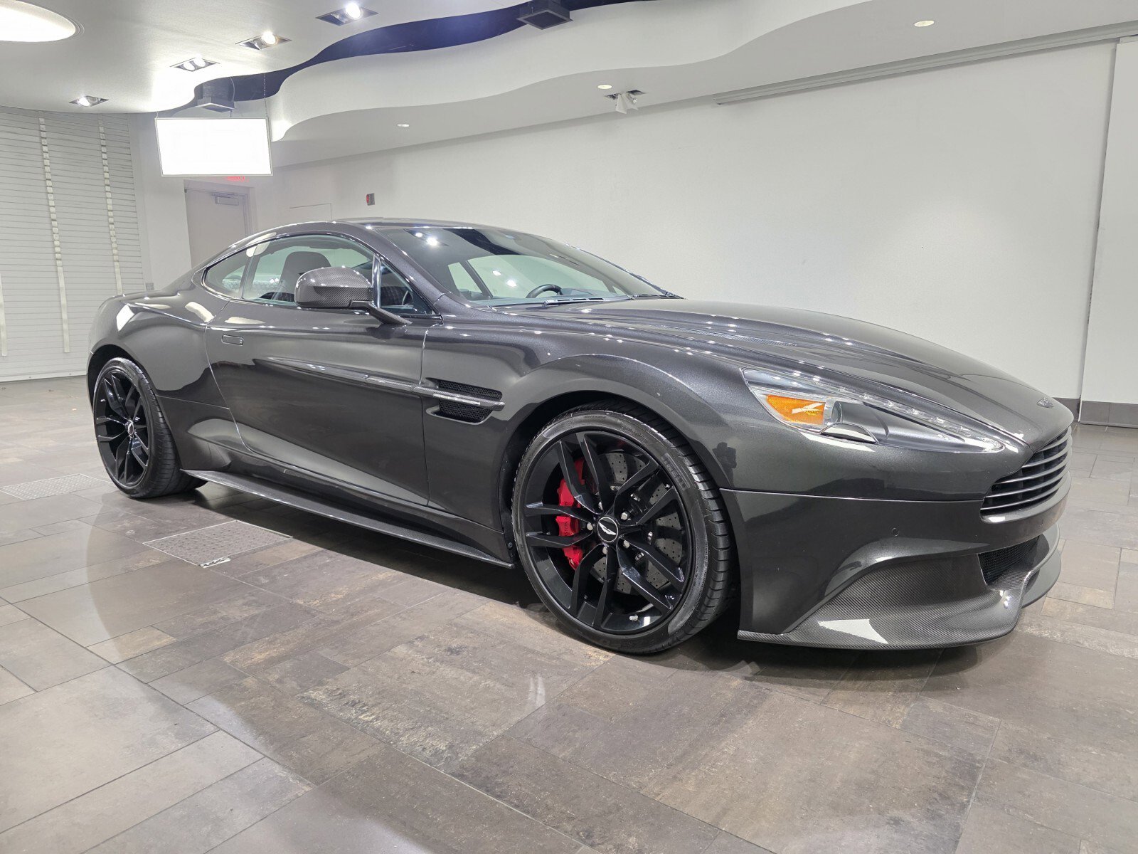 Used 2015 Aston Martin Vanquish Coupe
