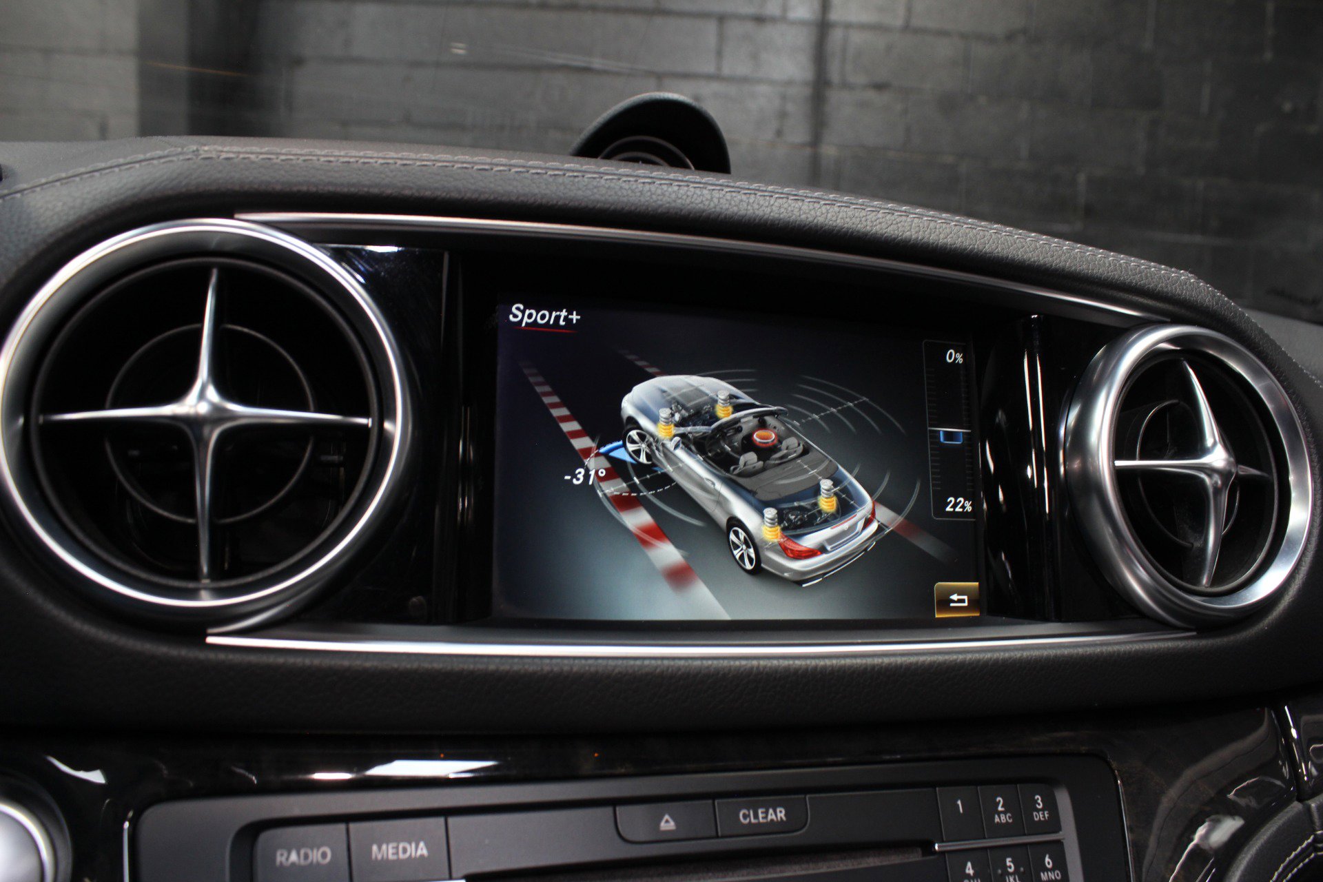 Used 2017 Mercedes-Benz SL 550 w/ Driver Assistance Package image 60