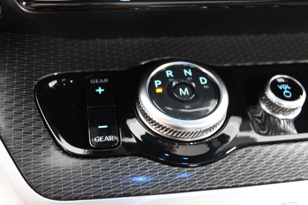 New 2025 Ford Expedition Platinum w/ Stealth Performance Package image 50