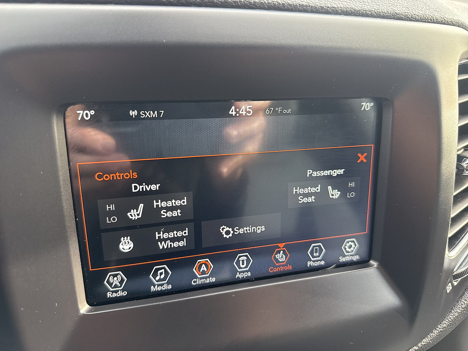 Used 2019 Jeep Compass Latitude w/ Popular Equipment Group AWD/4WD image 53