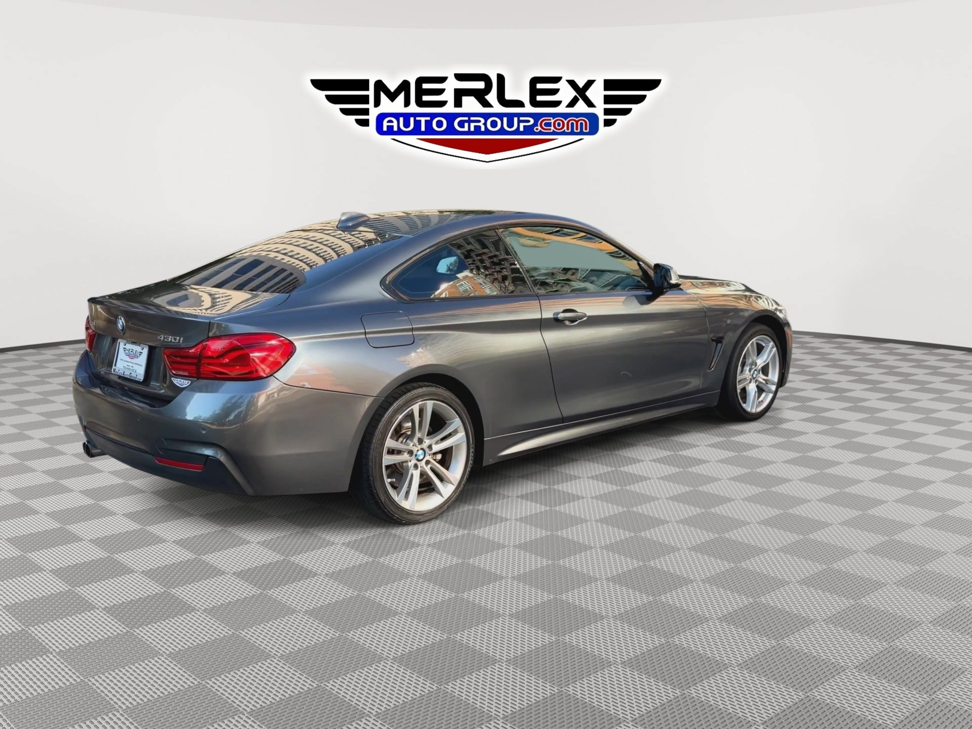 Used 2019 BMW 430i xDrive Coupe w/ M Sport Package AWD/4WD image 8